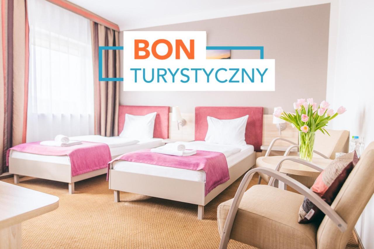 Hotel Forum Rzeszow Bagian luar foto