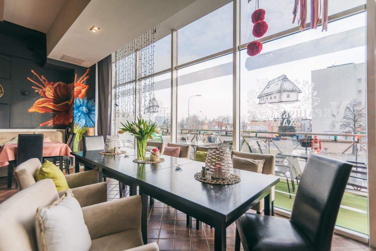 Hotel Forum Rzeszow Bagian luar foto